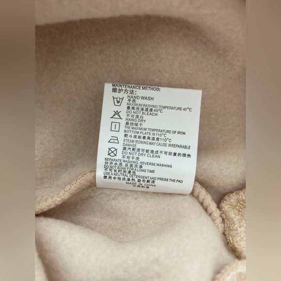 Girls 12 Bunny Sweatshirt - Picture 6 of 6